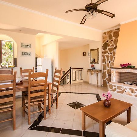 Olive Farm Villa Agia Marina Dış mekan fotoğraf