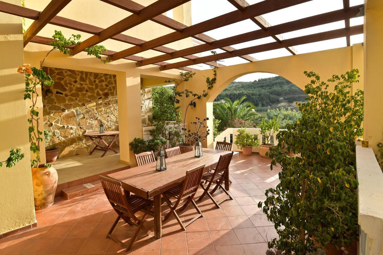 Olive Farm Villa Agia Marina Dış mekan fotoğraf