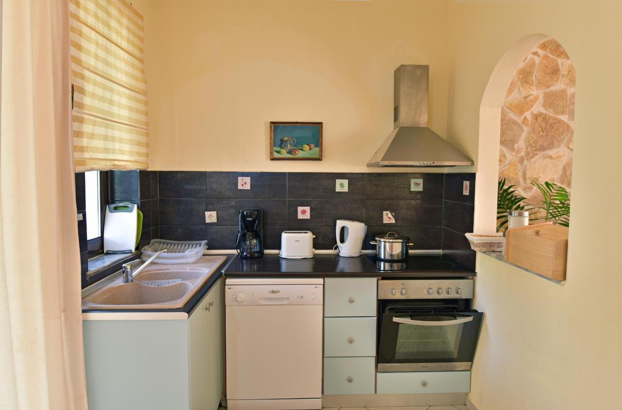 Olive Farm Villa Agia Marina Dış mekan fotoğraf