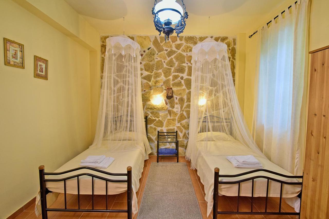 Olive Farm Villa Agia Marina Dış mekan fotoğraf