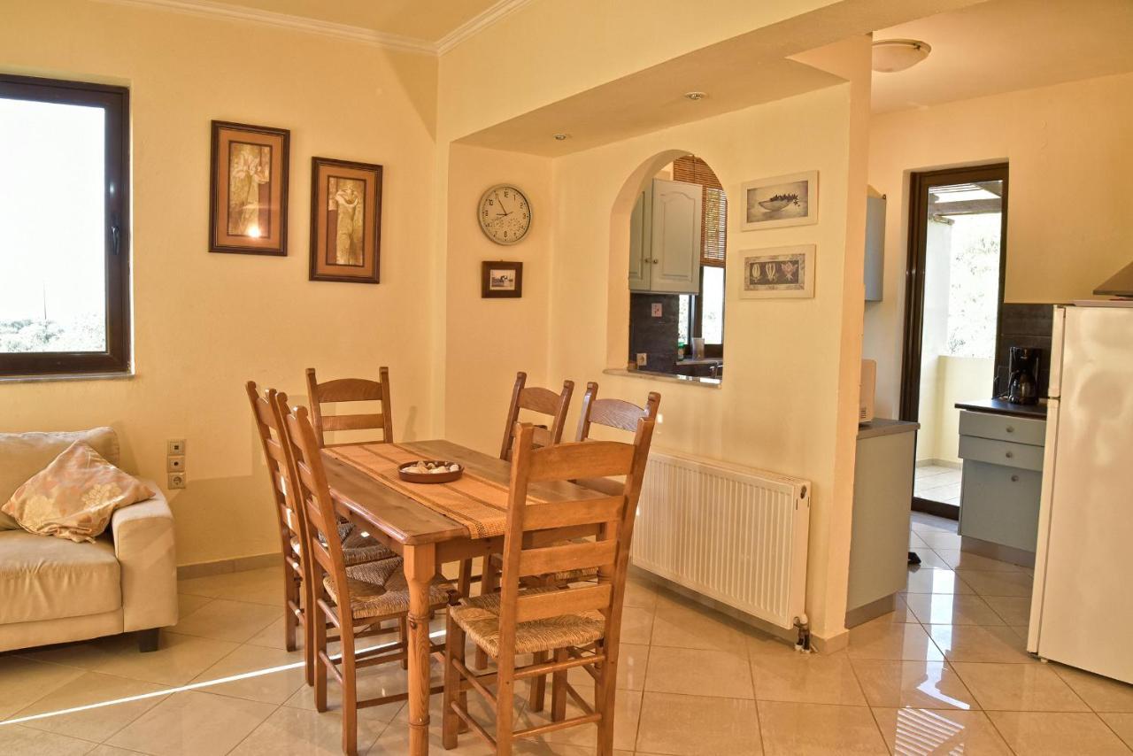 Olive Farm Villa Agia Marina Dış mekan fotoğraf