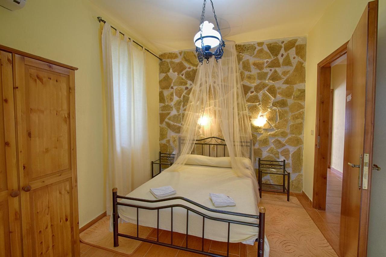 Olive Farm Villa Agia Marina Dış mekan fotoğraf