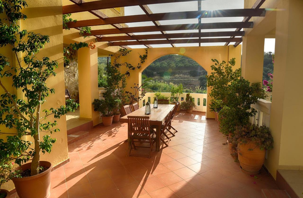 Olive Farm Villa Agia Marina Dış mekan fotoğraf