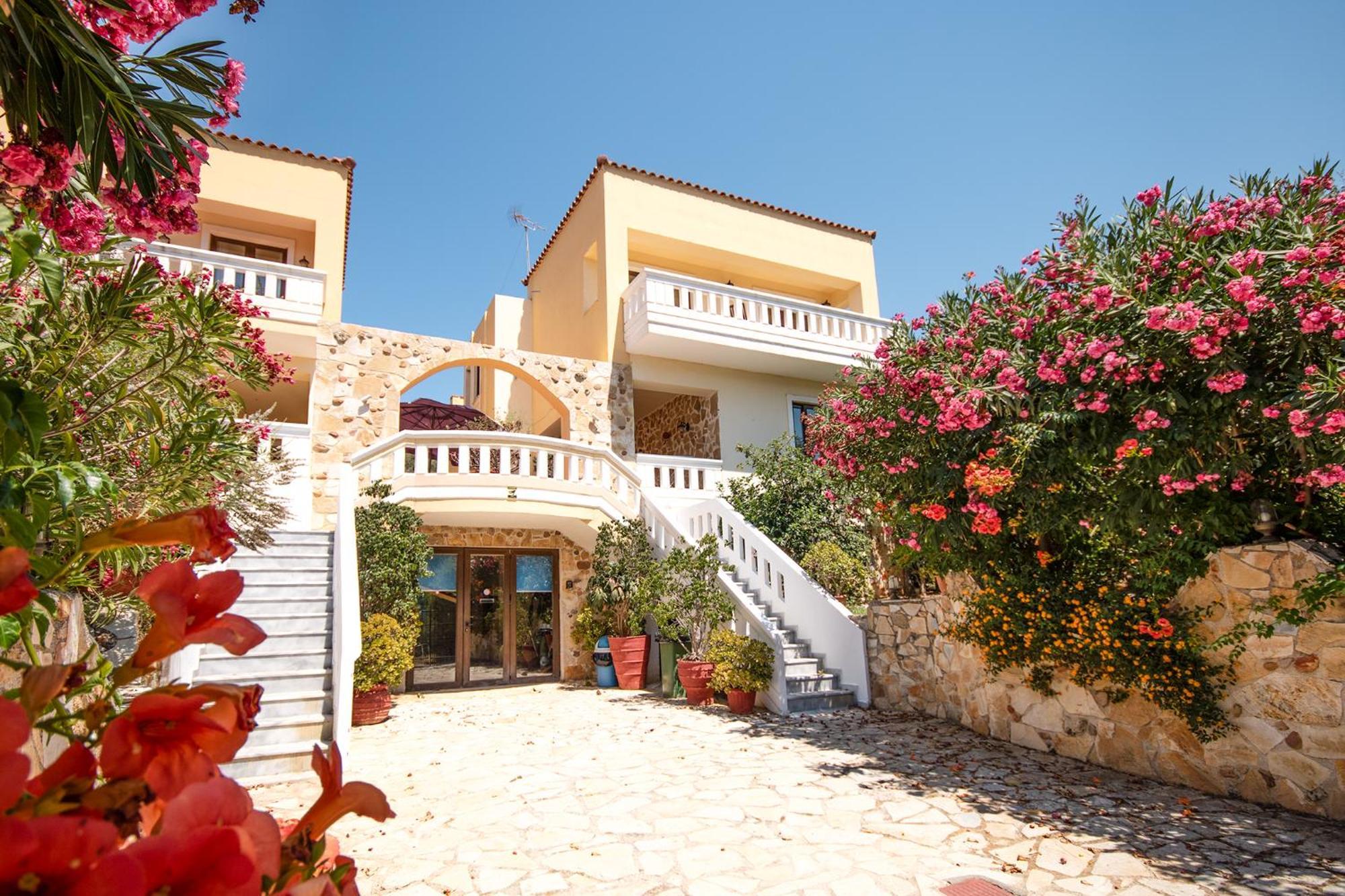 Olive Farm Villa Agia Marina Dış mekan fotoğraf